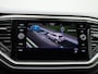 Volkswagen T-Roc 1.0 TSI Style Business Airco | Apple Carplay | Android Auto | Bluetooth | Buitenspiegels Elektrisch Verstel- en Verwarmbaar | Cruise Control Adaptief | Dakrails | Elektrisch Bedienbare Achterklep | Lederen Stuurwiel | Lichtmetalen Velgen | Naviagtiesysteem | Parkeersensor Voor en Achter | Stuurwiel Multifunctioneel