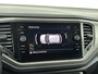 Volkswagen T-Roc 1.0 TSI Style Business Airco | Apple Carplay | Android Auto | Bluetooth | Buitenspiegels Elektrisch Verstel- en Verwarmbaar | Cruise Control Adaptief | Dakrails | Elektrisch Bedienbare Achterklep | Lederen Stuurwiel | Lichtmetalen Velgen | Naviagtiesysteem | Parkeersensor Voor en Achter | Stuurwiel Multifunctioneel
