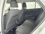 Volkswagen T-Roc 1.0 TSI Style Business Airco | Apple Carplay | Android Auto | Bluetooth | Buitenspiegels Elektrisch Verstel- en Verwarmbaar | Cruise Control Adaptief | Dakrails | Elektrisch Bedienbare Achterklep | Lederen Stuurwiel | Lichtmetalen Velgen | Naviagtiesysteem | Parkeersensor Voor en Achter | Stuurwiel Multifunctioneel