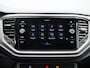 Volkswagen T-Roc 1.0 TSI Style Business Airco | Apple Carplay | Android Auto | Bluetooth | Buitenspiegels Elektrisch Verstel- en Verwarmbaar | Cruise Control Adaptief | Dakrails | Elektrisch Bedienbare Achterklep | Lederen Stuurwiel | Lichtmetalen Velgen | Naviagtiesysteem | Parkeersensor Voor en Achter | Stuurwiel Multifunctioneel