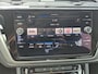 Volkswagen Touran 1.5 TSI Comfortline 7 persoons uitvoering! Lm velgen/ Trekhaak.