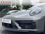 Porsche 992 911 3.0 4 GTS Targa Sport Chrono Burmester Dealer Onderhouden NL Auto! | 360 Camera | Adaptive Cruise Control | Stoelverwarming / Ventilatie