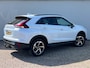 Mitsubishi Eclipse Cross MITSUBISHI 2.4 PHEV Intense | NL auto | AWD | Dealerond. | SOH 98.6% Parelmoer | Trekhaak