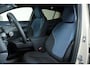 Volvo EX30 Cross Country P5 Long Range Plus Europa 69 kWh | Harman Kardon Premium Audio | Electrische bedienbare voorstoelen | Stoelverwarming | Stuurwielverwarming | Parkeercamera | Parkeersensoren voor + achter | Google Infotainment |