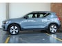 Volvo XC40 1.5 T4 Plug-in hybrid Plus Dark | Panoramadak | Adaptive Cruise Control | Parkeercamera | Parkeersensoren voor + achter | Navigatie | Comfortstoelen | Stoelverwarming | Stuurwielverwarming | Electrische bedienbare voorstoelen