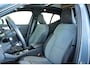 Volvo XC40 1.5 T4 Plug-in hybrid Plus Dark | Panoramadak | Adaptive Cruise Control | Parkeercamera | Parkeersensoren voor + achter | Navigatie | Comfortstoelen | Stoelverwarming | Stuurwielverwarming | Electrische bedienbare voorstoelen