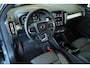 Volvo XC40 1.5 T4 Plug-in hybrid Plus Dark | Panoramadak | Adaptive Cruise Control | Parkeercamera | Parkeersensoren voor + achter | Navigatie | Comfortstoelen | Stoelverwarming | Stuurwielverwarming | Electrische bedienbare voorstoelen
