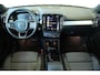 Volvo XC40 1.5 T4 Plug-in hybrid Plus Dark | Panoramadak | Adaptive Cruise Control | Parkeercamera | Parkeersensoren voor + achter | Navigatie | Comfortstoelen | Stoelverwarming | Stuurwielverwarming | Electrische bedienbare voorstoelen