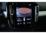 Volvo XC40 1.5 T4 Plug-in hybrid Plus Dark | Panoramadak | Adaptive Cruise Control | Parkeercamera | Parkeersensoren voor + achter | Navigatie | Comfortstoelen | Stoelverwarming | Stuurwielverwarming | Electrische bedienbare voorstoelen