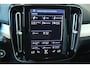 Volvo XC40 1.5 T4 Plug-in hybrid Plus Dark | Panoramadak | Adaptive Cruise Control | Parkeercamera | Parkeersensoren voor + achter | Navigatie | Comfortstoelen | Stoelverwarming | Stuurwielverwarming | Electrische bedienbare voorstoelen