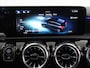 Mercedes-Benz A-klasse 180 Business Solution AMG | Premium Plus | Panoramadak | HUD | Stoelverwarming | Parkeercamera | Multibeam LED | Keyless Entry/Go | Apple Carplay/Android Auto |