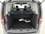 Volkswagen Caddy Kombi Limited Edition 115 PK | Automaat | Trekhaak | Camera | Navigatie | Side Assist |  Apple Carplay | Android Auto | Keyless Start | Parkeersensoren | Rugleuning bijrijder neerklapbaar | Adaptive Cruise Control | LED | Lichtmetalen velgen |