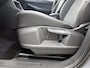 Volkswagen Caddy Kombi Limited Edition 115 PK | Automaat | Trekhaak | Camera | Navigatie | Side Assist |  Apple Carplay | Android Auto | Keyless Start | Parkeersensoren | Rugleuning bijrijder neerklapbaar | Adaptive Cruise Control | LED | Lichtmetalen velgen |