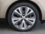 Renault Grand Scenic TCe 140pk Intens 5p | Trekhaak | 1800kg geremd | Parkeersensoren voor/achter | Adaptieve cruise control |