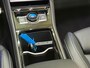 Volkswagen Tiguan 1.5 eTSI R-Line Edition | Verlengde fabrieks garantie tot 2030 | IQ.Light HD | Pano | Trekhaak | ErgoActive