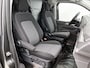 Volkswagen e-Transporter L2H1 Life 64 kWh 136PK | Automaat | Achteruitrijcamera | Parkeernsensoren Voor + Achter | Cruise Control | Lane Assist | Multifunctioneel Stuurwiel | Airco | Apple/Android Carplay | Stoelverwarming | Voorruit Verwarming | Elektrisch Verstelbare Spiegels |