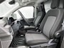 Volkswagen e-Transporter L2H1 Life 64 kWh 136PK | Automaat | Achteruitrijcamera | Parkeernsensoren Voor + Achter | Cruise Control | Lane Assist | Multifunctioneel Stuurwiel | Airco | Apple/Android Carplay | Stoelverwarming | Voorruit Verwarming | Elektrisch Verstelbare Spiegels |