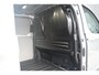 Ford E-Transit Custom 340 L2H1 Sport 71 kWh 218pk - ACC - Elek Trekhaak - B&O - Navi - Stoel/Stuurverwarming - 360 Camera - Blindspot - Rijklaar