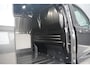 Ford E-Transit Custom 320 L2H1 Limited 71 kWh 218pk - Trekhaak - ACC - B&O - Navi - Stoel/Stuurverwarming - 360 Camera - Blindspot - Rijklaar