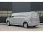 Ford E-Transit Custom 320 L2H1 Limited 71 kWh 218pk - Trekhaak - ACC - B&O - Navi - Stoel/Stuurverwarming - 360 Camera - Blindspot - Rijklaar