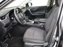Toyota RAV4 2.5 Hybrid AWD Dynamic | BTW voertuig | Parkeersensoren voor+achter | Trekhaak afneembaar | 1650KG trekgewicht | Elektrische achterklep | Apple CarPlay/Android Auto |