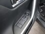 Toyota RAV4 2.5 Hybrid AWD Dynamic | BTW voertuig | Parkeersensoren voor+achter | Trekhaak afneembaar | 1650KG trekgewicht | Elektrische achterklep | Apple CarPlay/Android Auto |