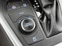 Toyota RAV4 2.5 Hybrid AWD Dynamic | BTW voertuig | Parkeersensoren voor+achter | Trekhaak afneembaar | 1650KG trekgewicht | Elektrische achterklep | Apple CarPlay/Android Auto |