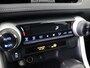 Toyota RAV4 2.5 Hybrid AWD Dynamic | BTW voertuig | Parkeersensoren voor+achter | Trekhaak afneembaar | 1650KG trekgewicht | Elektrische achterklep | Apple CarPlay/Android Auto |