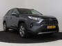 Toyota RAV4 2.5 Hybrid AWD Dynamic | BTW voertuig | Parkeersensoren voor+achter | Trekhaak afneembaar | 1650KG trekgewicht | Elektrische achterklep | Apple CarPlay/Android Auto |