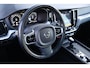 Volvo V60 2.0 T4 Momentum Pro | Trekhaak | Lederen bekleding | Adaptieve Cruise Control | Standkachel | Stoel- en stuurverwarming | Actieve LED koplampen | Sportstoelen | Verwarmbare achterbank | Dode hoek detectie BLIS | Navigatie | Achteruitrijcamera | Parkeersensoren voor + achter | Verwarmbare voorruit | 19 inch velgen | LED mistlampen | Apple Carplay / Android Auto |