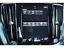 Volvo V60 2.0 T4 Momentum Pro | Trekhaak | Lederen bekleding | Adaptieve Cruise Control | Standkachel | Stoel- en stuurverwarming | Actieve LED koplampen | Sportstoelen | Verwarmbare achterbank | Dode hoek detectie BLIS | Navigatie | Achteruitrijcamera | Parkeersensoren voor + achter | Verwarmbare voorruit | 19 inch velgen | LED mistlampen | Apple Carplay / Android Auto |