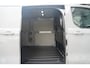 Ford E-Transit Custom 320 L2H1 Limited 71 kWh 218pk - Elek Trekhaak - LED - Carplay - Stoelverwarming - Keyless - Cruise - Rijklaar