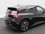 Volkswagen ID.3 Life 50 kWh 170 PK | Steunhaak | Stoel- en Stuurverwarming | Adaptieve Cruise Control | 19 Inch |