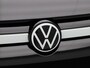 Volkswagen ID.3 Life 50 kWh 170 PK | Steunhaak | Stoel- en Stuurverwarming | Adaptieve Cruise Control | 19 Inch |