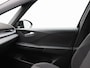 Volkswagen ID.3 Life 50 kWh 170 PK | Steunhaak | Stoel- en Stuurverwarming | Adaptieve Cruise Control | 19 Inch |