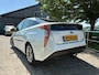 Toyota Prius 1.8 Dynamic | HUD + Stoel verw. + Clima + Cruise nu € 11.975,-!!!