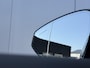 Volvo EX30 Single Motor Extended Range Plus 69 kWh Getint glas | Harman Kardon | 19 inch lichtmetalen velgen | Google Maps & Infotainment | Park Assist voor & achter met camera | Elektrisch bedienbare achterklep | Crystal White metallic