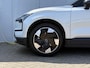 Volvo EX30 Single Motor Extended Range Plus 69 kWh Getint glas | Harman Kardon | 19 inch lichtmetalen velgen | Google Maps & Infotainment | Park Assist voor & achter met camera | Elektrisch bedienbare achterklep | Crystal White metallic