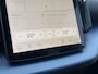Volvo EX30 Single Motor Extended Range Plus 69 kWh Getint glas | Harman Kardon | 19 inch lichtmetalen velgen | Google Maps & Infotainment | Park Assist voor & achter met camera | Elektrisch bedienbare achterklep | Crystal White metallic