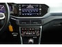 Volkswagen T-Cross 1.0 TSI 110pk DSG R-Line United Stoelverwarming LED Virtual Cockpit Navigatie