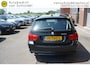 BMW 3-Serie Touring 318D 136PK BUSINESS LINE NIEUWE APK!! LET OP BIJ 239DKM NIEUWE MOTOR GEPLAATST NAVI LEDER CLIMA CRUISE BLUETOOTH PDC LMV 4X ELECTR.RAMEN/SPIEGELS