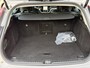 Volvo V60 T6 Plug-in hybrid AWD Plus Bright | Long Range | Trekhaak semi elektrisch inklapbaar | Elektrisch bedienbare voorstoelen | Stoel- & Stuurwielverwarming | 18 inch lichtmetalen velgen | Verwarmbare voorruit | Adaptieve Cruise Control met Pilot Assist | Google Maps & Infotainment