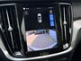 Volvo V60 T6 Plug-in hybrid AWD Plus Bright | Long Range | Trekhaak semi elektrisch inklapbaar | Elektrisch bedienbare voorstoelen | Stoel- & Stuurwielverwarming | 18 inch lichtmetalen velgen | Verwarmbare voorruit | Adaptieve Cruise Control met Pilot Assist | Google Maps & Infotainment