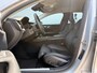 Volvo V60 T6 Plug-in hybrid AWD Plus Bright | Long Range | Trekhaak semi elektrisch inklapbaar | Elektrisch bedienbare voorstoelen | Stoel- & Stuurwielverwarming | 18 inch lichtmetalen velgen | Verwarmbare voorruit | Adaptieve Cruise Control met Pilot Assist | Google Maps & Infotainment