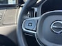 Volvo XC60 T8 Plug-in hybrid AWD Ultra Dark | Panoramadak | Harman Kardon | Luchtvering | 21 inch lichtmetalen velgen | Elektrisch verstel- en verwarmbare voorstoelen | Getint glas | Alarm klasse 3 | Google Maps & Infotainment