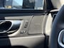 Volvo XC60 T8 Plug-in hybrid AWD Ultra Dark | Panoramadak | Harman Kardon | Luchtvering | 21 inch lichtmetalen velgen | Elektrisch verstel- en verwarmbare voorstoelen | Getint glas | Alarm klasse 3 | Google Maps & Infotainment