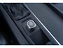 Volvo XC60 T5 Momentum | Navigatie | Stoelverwarming | Lederen Bekleding | Sportstoelen | Keyless Entry | DAB | Elek. Achterklep | LED Koplampen | Elek. Stoelen | Lichtmetalen Velgen 19 inch