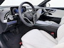 Mercedes-Benz E-klasse 400 e 4MATIC Exclusive Line | Luchtvering & Achteras besturing | Superscreen | Trekhaak Wegklapbaar | Panorama- Schuifdak | Distronic Cruise Control & Stuur Assistent | Hyperscreen