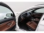 BMW 5-Serie Touring 528i High Executive 2012 M-Pakket | Head-up | Memoryseats | Navigatie | Camera | Bluetooth | Stoelverwarming | PDC | Cruise control | Climate control | USB AUX | Lederen bekleding | Elektrisch verstelbaar stuur