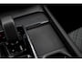 Volvo V60 2.0 B3 Core | Black Pack | Achteruitrijcamera | Parkeersensoren | Keyless Entry | Elektrische Achterklep | Navigatie | Cruise Control Adaptief | BLIS | Lighting Pack | Essential Sport Pack